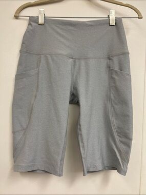 NYL Women’s High-Waist Gray Spandex Athletic Biker Shorts with Side Pockets